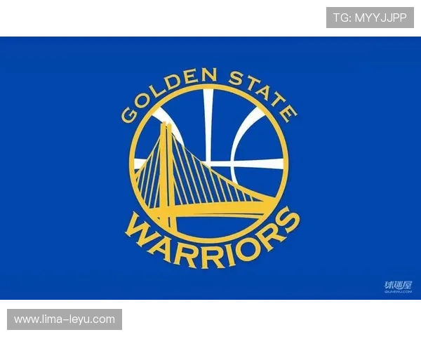 易建联家里冰箱贴都是NBA球队logo，连牛奶盒都得按训练餐单码放