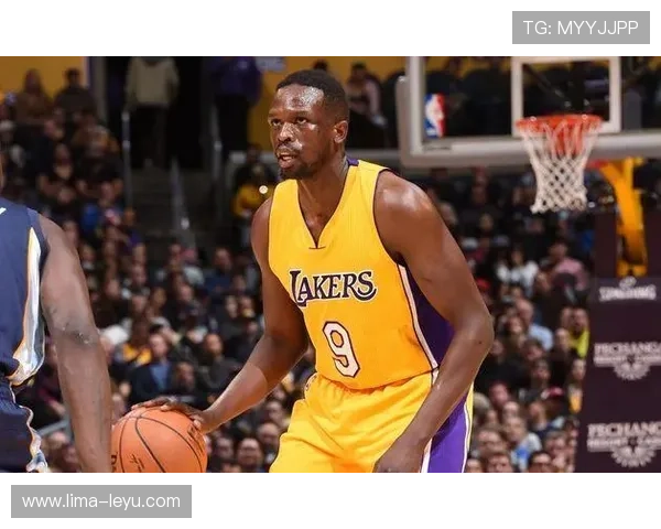 卢尔·邓投射效率提升显著，挡拆后三分命中率拉开差距