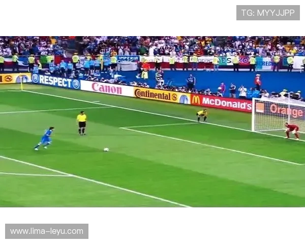 托蒂与皮尔洛在控球分布下形成体系分配差异